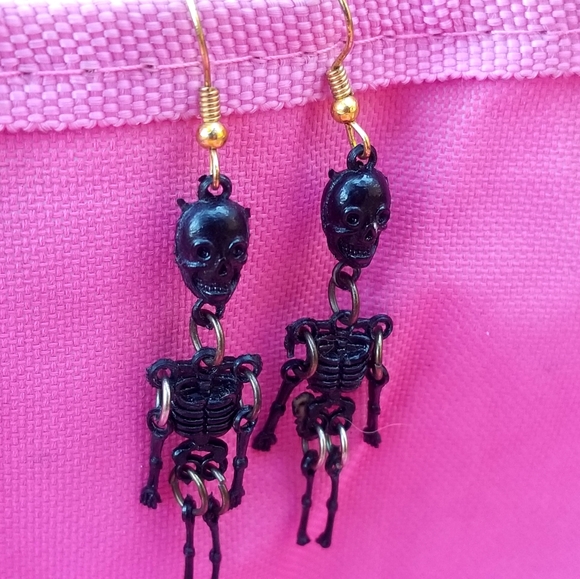 TWO pairs!! Spooky skeletons SOLD - Picture 5 of 9